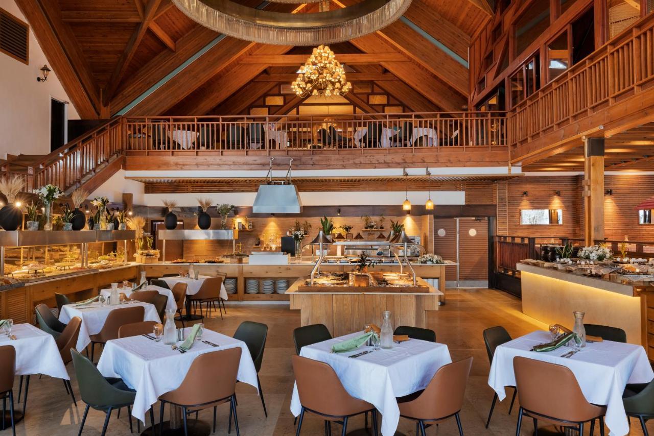 Herbert Samuel Royal Shangri-la 5*